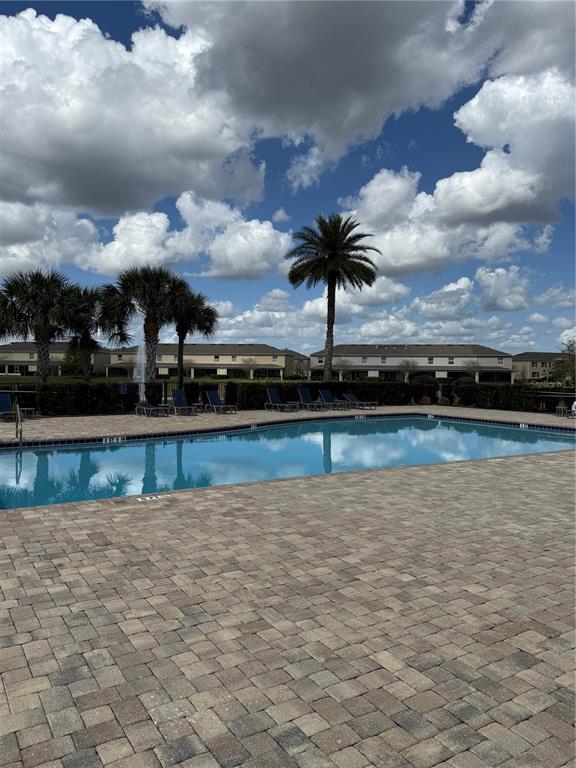 Building Photo - 419 Arbor Lakes Dr