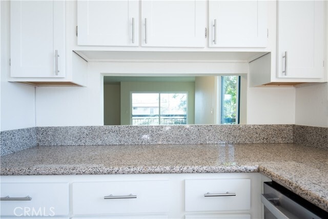 Building Photo - 458 Riverdale Dr