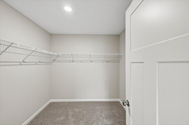 Building Photo - New Year - New Place!