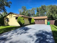 Building Photo - 7720 Fowler Ave