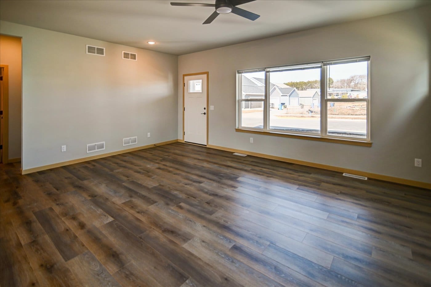 Building Photo - 4831 Suelo Rd