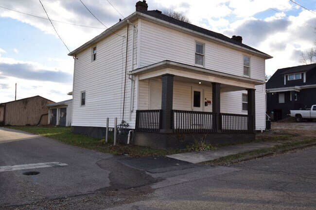 Building Photo - 21 1/2-21-22 5th St