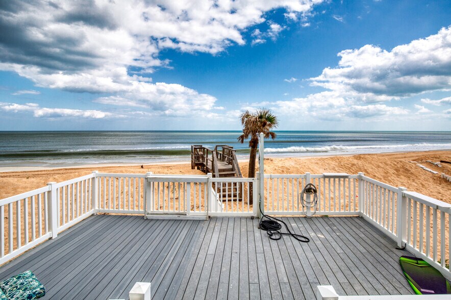 Building Photo - 59 Oceanside Dr