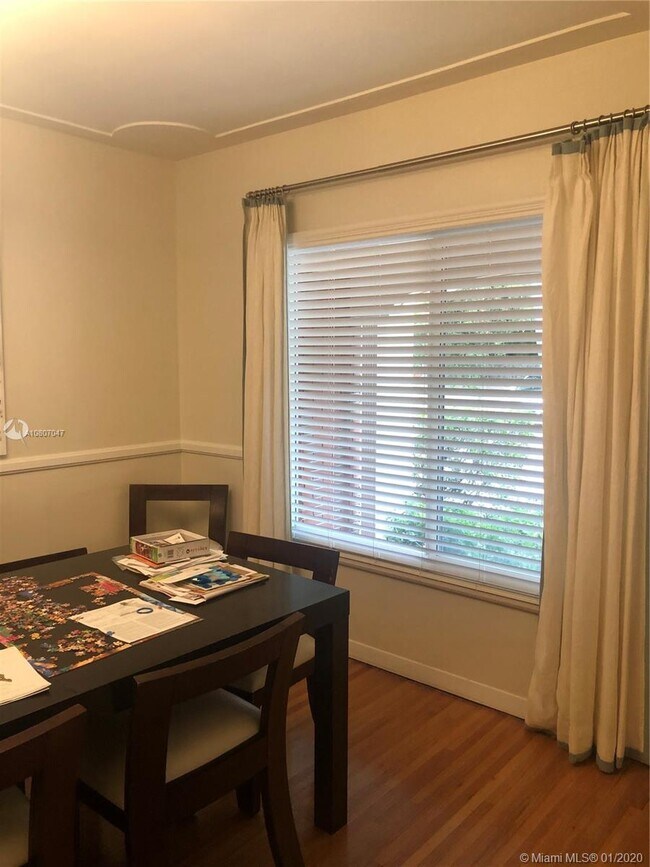 Building Photo - 6810 Granada Blvd