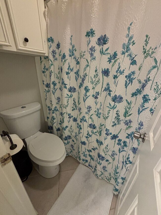 Building Photo - 4 BEDROOM IN NORTH  BOSSIER