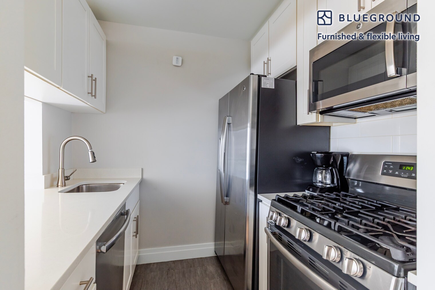 Building Photo - 151 E 31st St