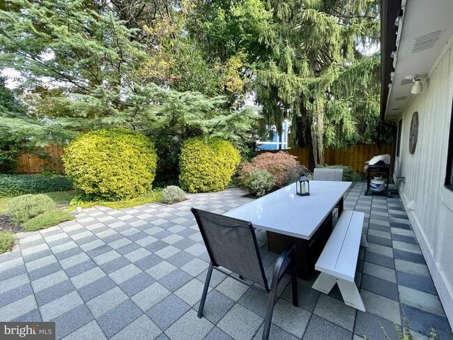 Building Photo - 11302 Gatesborough Ln