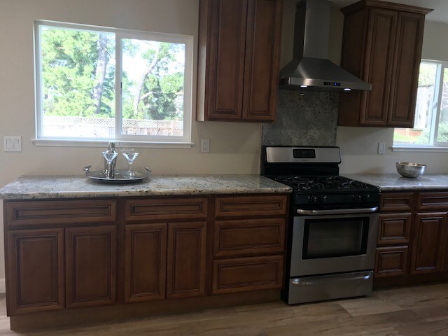 Building Photo - 1474 Dos Palos Dr