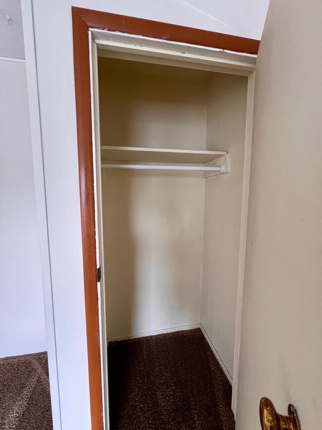 Building Photo - c1522