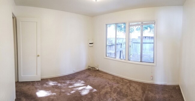 Building Photo - Spacious 2-Bedroom San Leandro Duplex w/ Detached Garage & Rear Yard