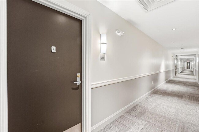 Building Photo - 15 Freedom Way