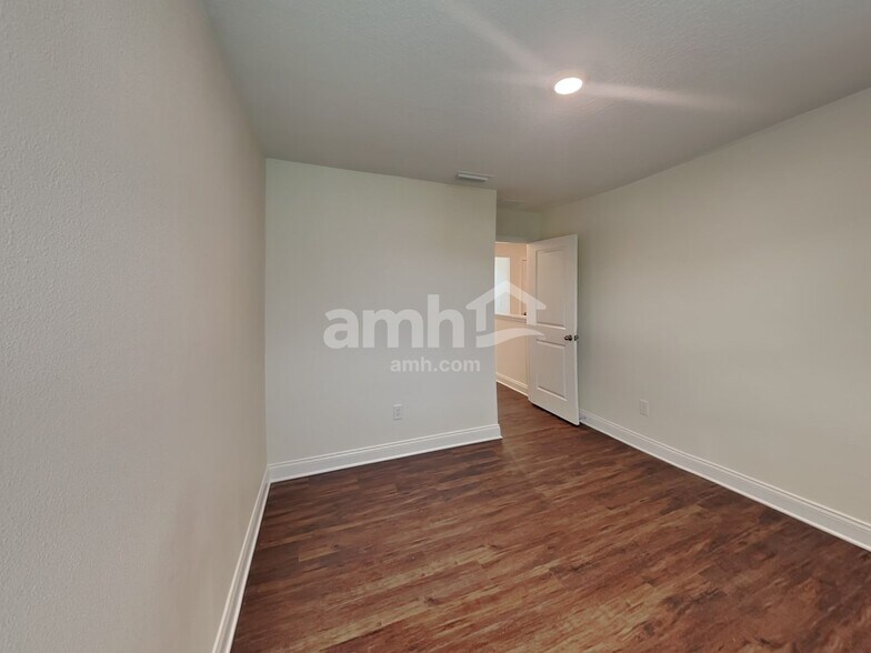 Building Photo - 2557 Sunrise Lndg Lp