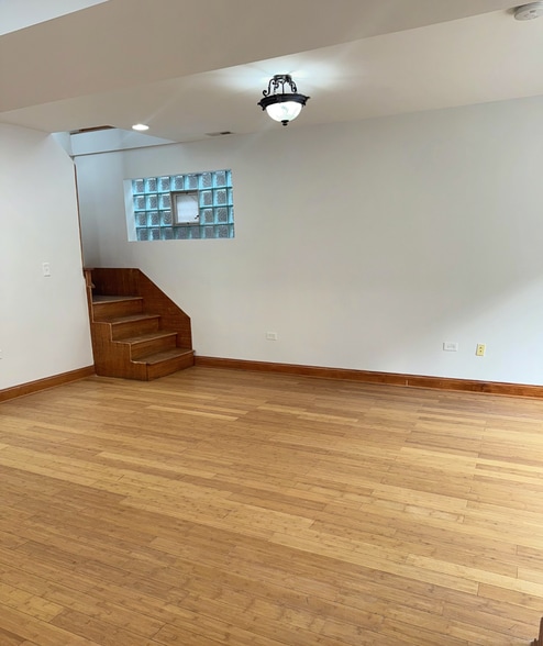 Building Photo - 1814 W Pershing Rd