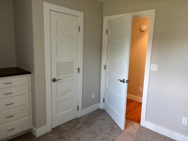 Building Photo - Charming Updated Home Near Fernan Lake & D...