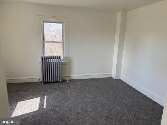 Building Photo - 3202 Swede Rd