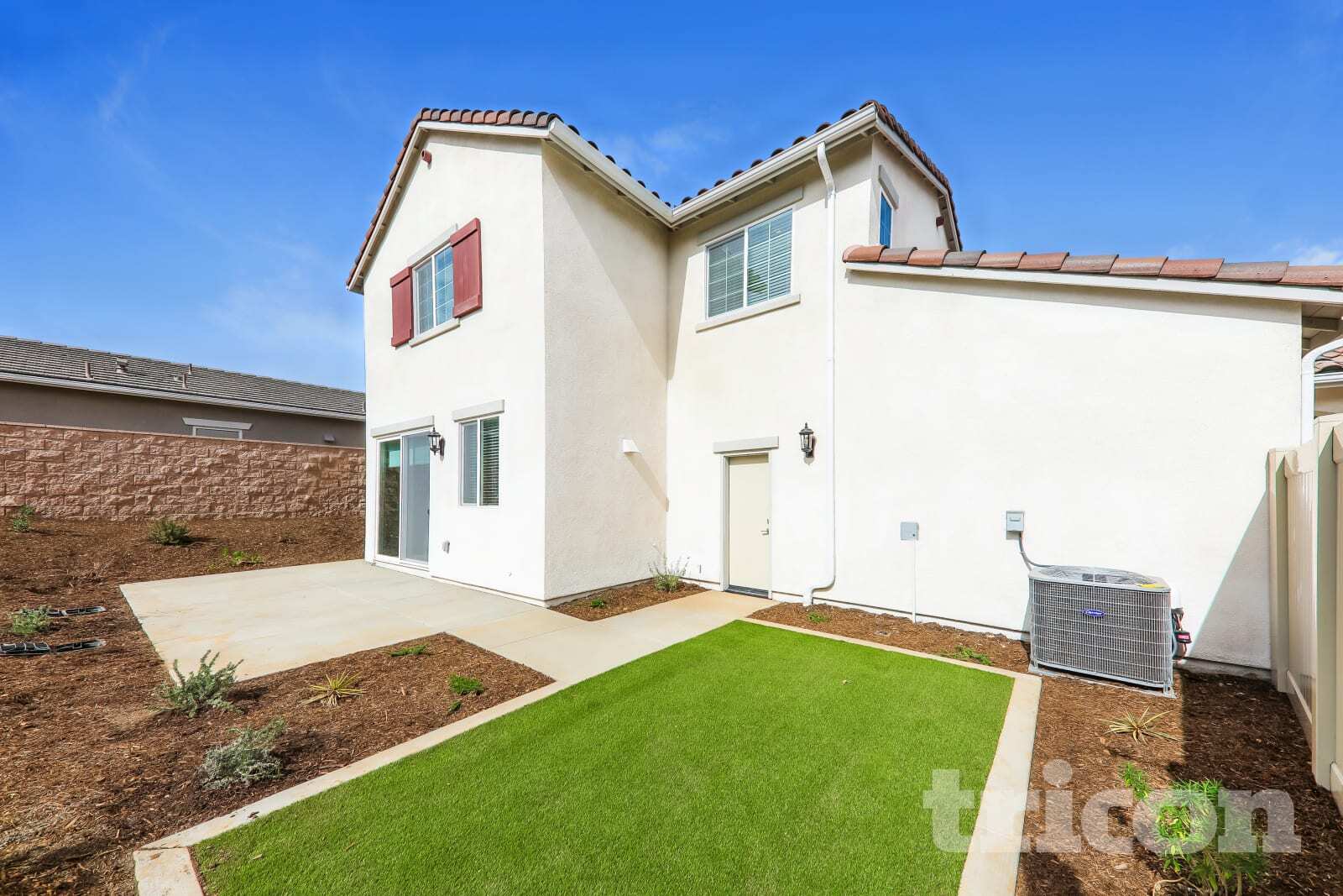 Building Photo - 619 Citron St