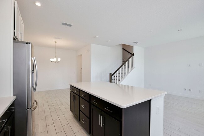 Building Photo - Stunning 3/2.5 Modern Townhome with a Priv...