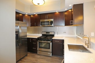 Interior Photo - 770 Elmwood