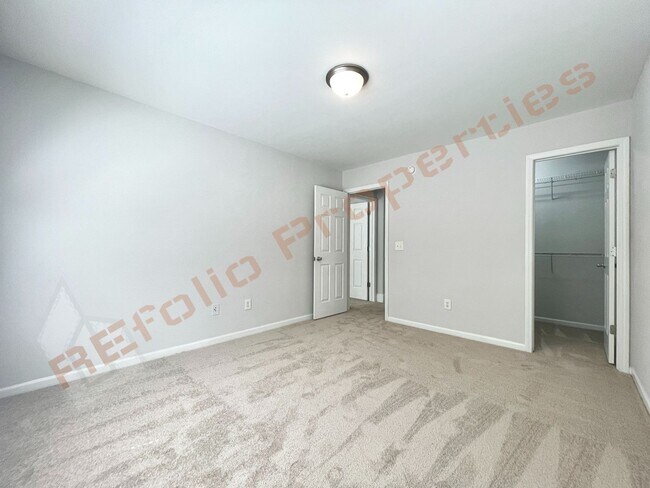 Building Photo - 112 Taylors Creek Ct