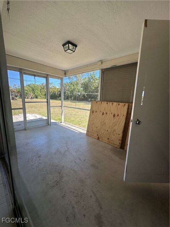 Building Photo - 324 Palmetto Dr