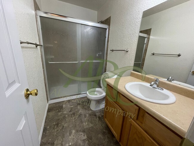 Building Photo - 746 S Legend Ln