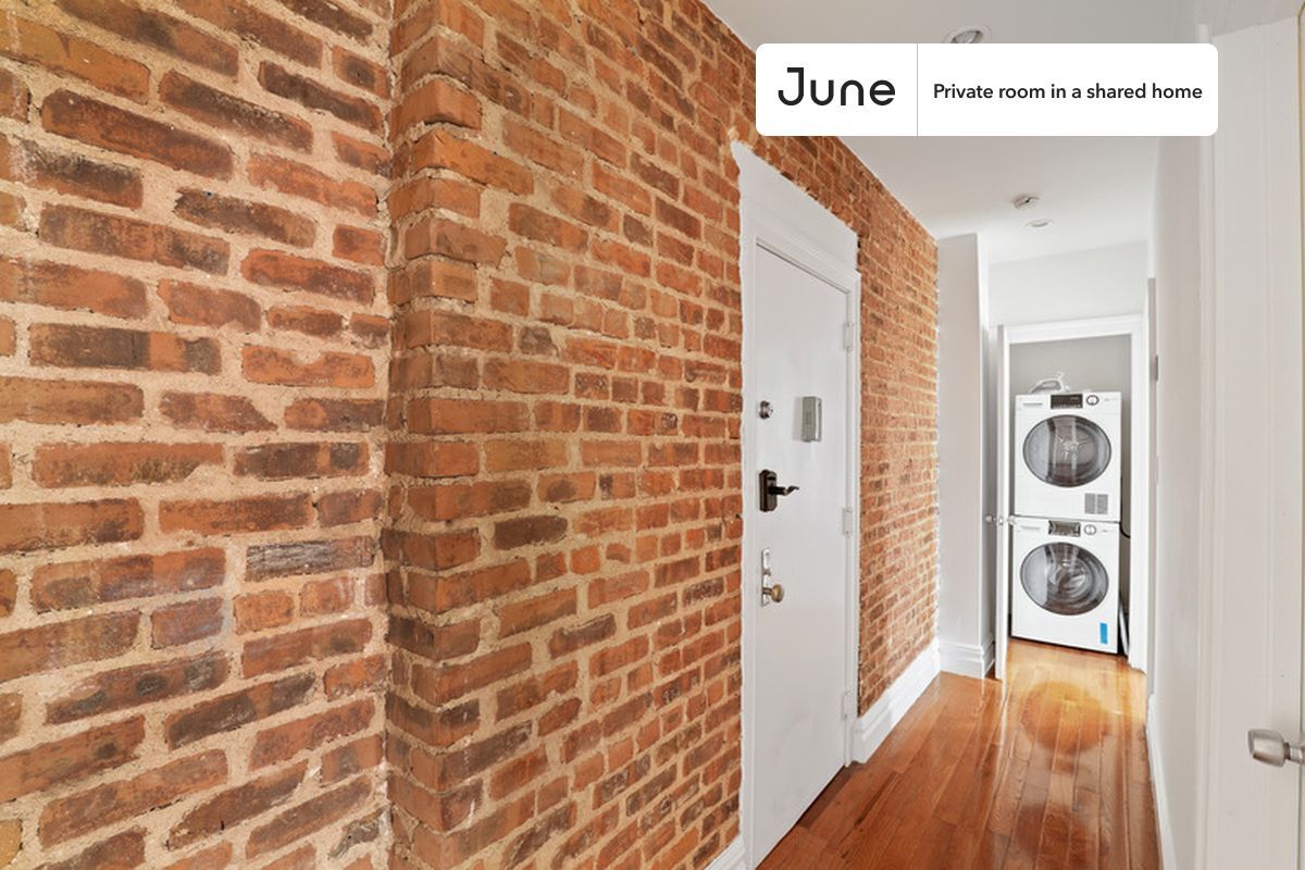 Building Photo - Room in Shared 3 bed/2 bath home in East Harlem