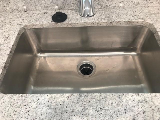 Building Photo - 1305 Parker Dr