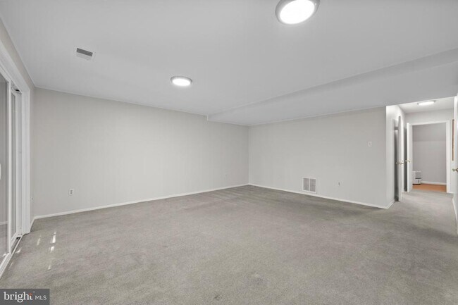 Building Photo - 4731 Leyden Way