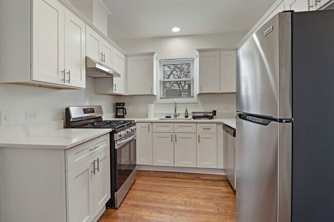 Building Photo - 906 W Keith Ave