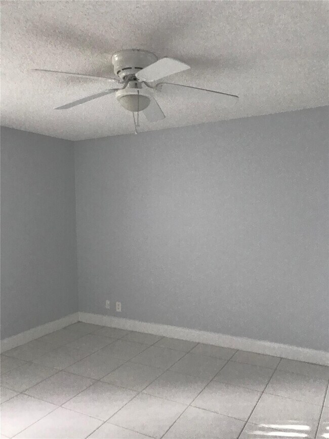 Building Photo - 9576 SW 1st Ct