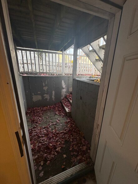 Building Photo - 309 Beacon St