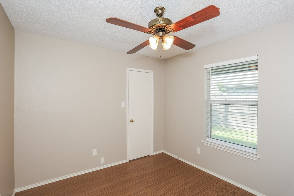 Building Photo - 6406 Brookglen Dr