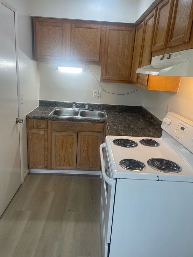 Building Photo - 850 Moon Rd