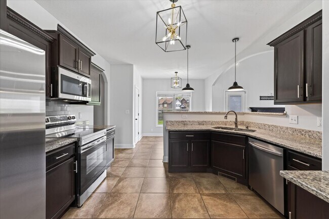 Building Photo - 3710 Windhaven Ct