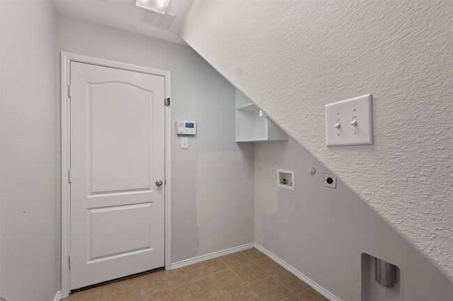 Building Photo - 1034 Lucy Ln