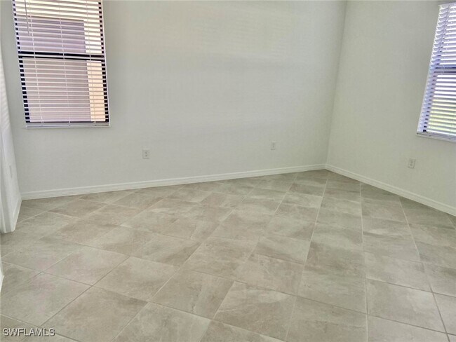 Building Photo - 14836 Palamos Cir
