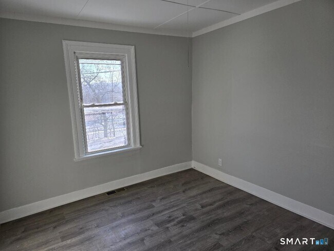 Building Photo - 176 Charles St