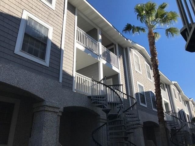 Building Photo - 200 Salt Air Dr