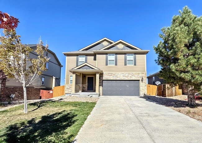 Building Photo - 24977 E Lake Dr