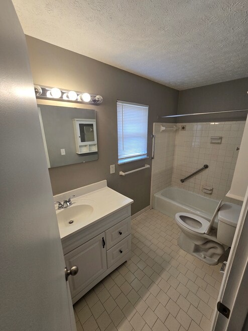 Building Photo - 4216 N Church Way