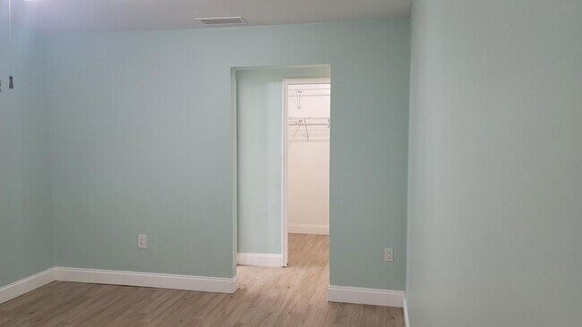 Building Photo - 2590 NW 98th Ave