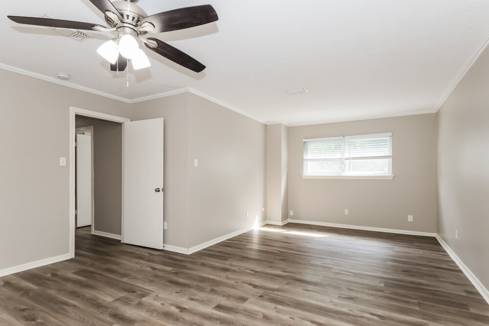 Building Photo - 17930 Cypress Spring Dr
