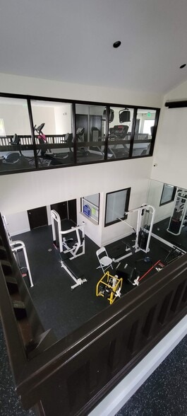 Gym - 10450 SW 157th Ct