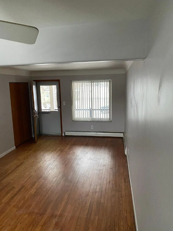 Building Photo - 16171 E Eleven Mile Rd