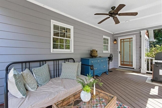 Building Photo - 2238 Ridgedale Rd NE