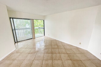 Building Photo - 1750 N Congress Ave