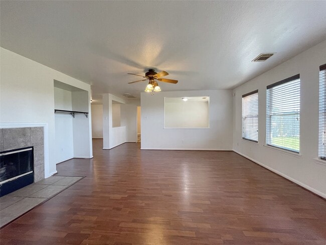 Building Photo - 15723 Crooked Arrow Dr