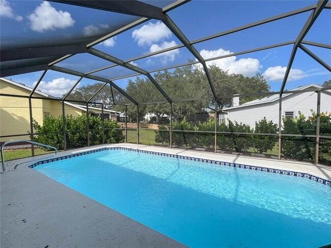 Building Photo - 2547 Wood Oak Dr