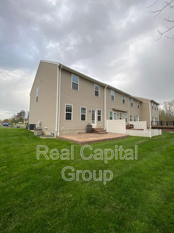 Building Photo - 4271 Arthur Ct