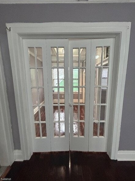 Building Photo - 15 Arsdale Terrace